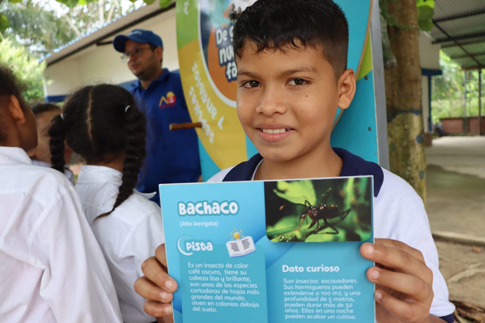 estudiante araucano participando de la jornada de educación ambiental